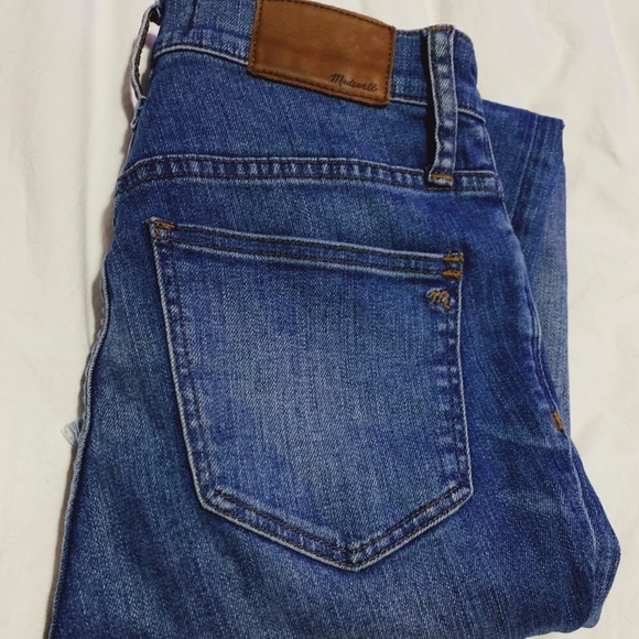 Madewell Jeans - Picture 1 of 3